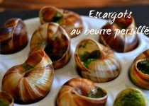 Escargots au beurre persillé