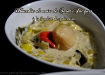 Bouchée de noix de Saint-Jacques à la fondue de poireaux