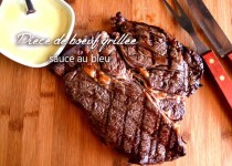 Pièce de boeuf grillée sauce au bleu