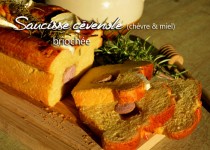 Saucisse cévenole (chèvre et miel) briochée