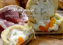 Bol de pain, jambon cru, œuf, fromage