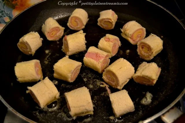 Minis roulés de croque-monsieur dans la poêle