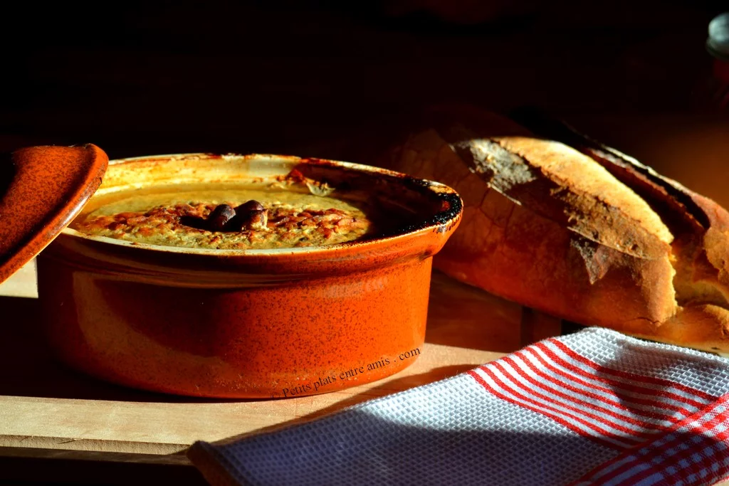 terrine de lapin et pain