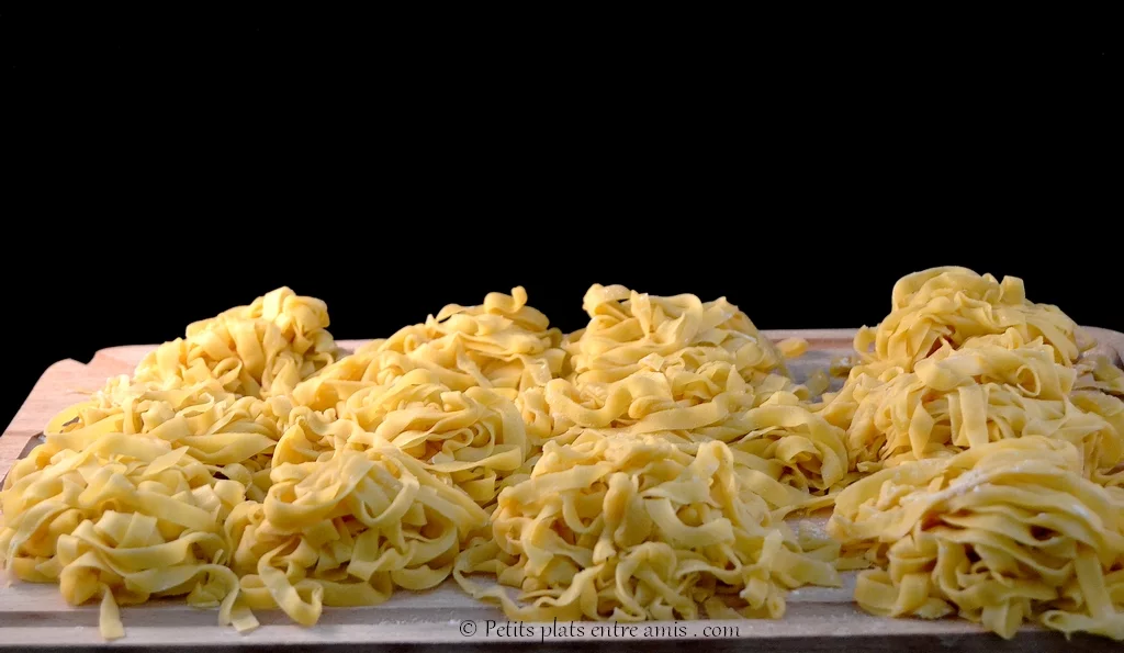 Nids de tagliatelles