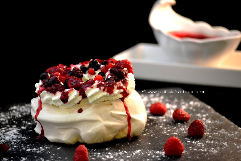 ingrédients Pavlova aux fruits rouges