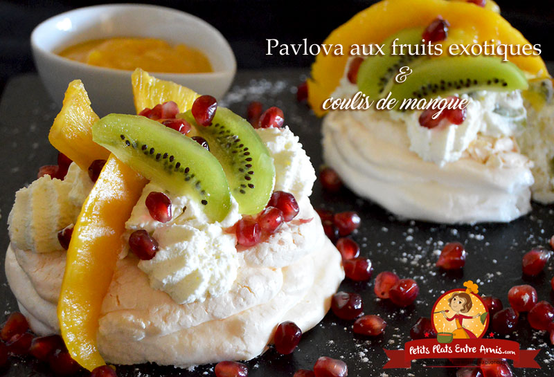 pavlova aux fruits exotiques et coulis de mangue