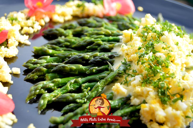 Recette de pointes d'asperges aux oeufs mimosa