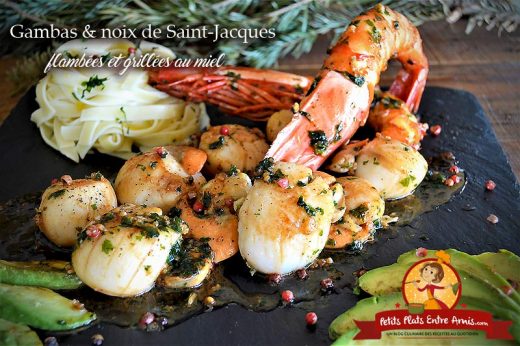 Gambas et noix de Saint-Jacques flambées grillées au miel