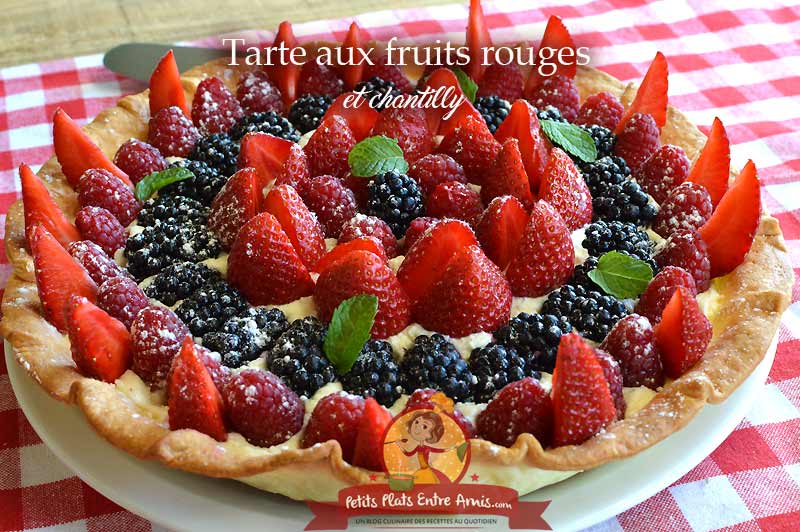 Tarte aux fruits rouges et chantilly