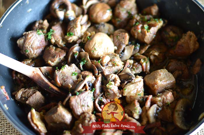 Recette sauté d'agneau aux champignons